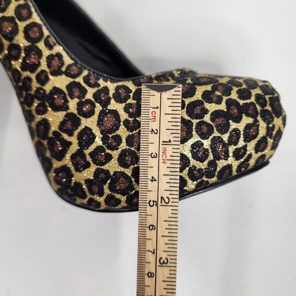 Shi by Journey 5 in Heel in Sparkling Brown Leopard Print Size 9 - Picture 6 of 9